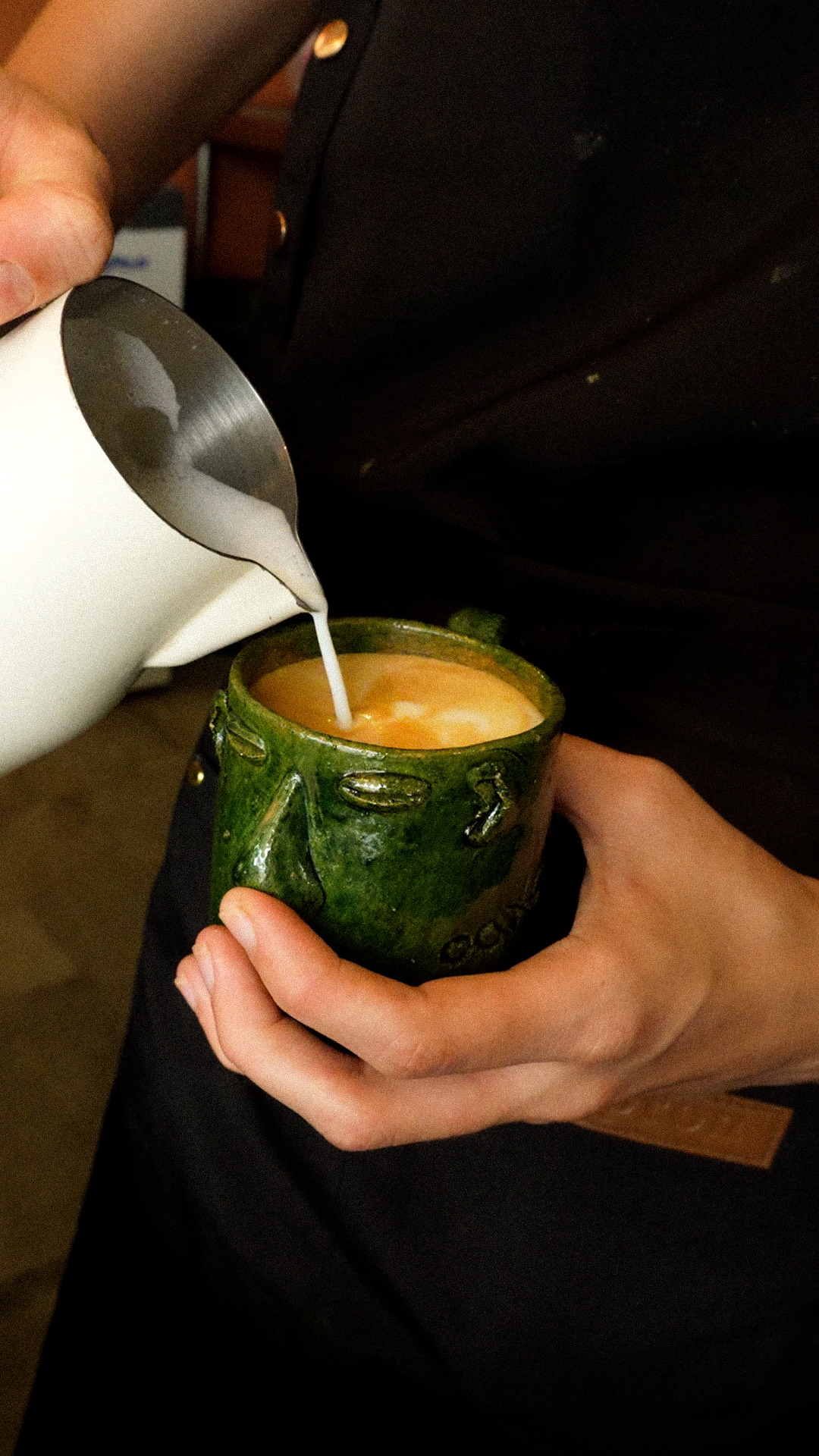 Flat white, uno de los cafés más pedidos de Migrante Café